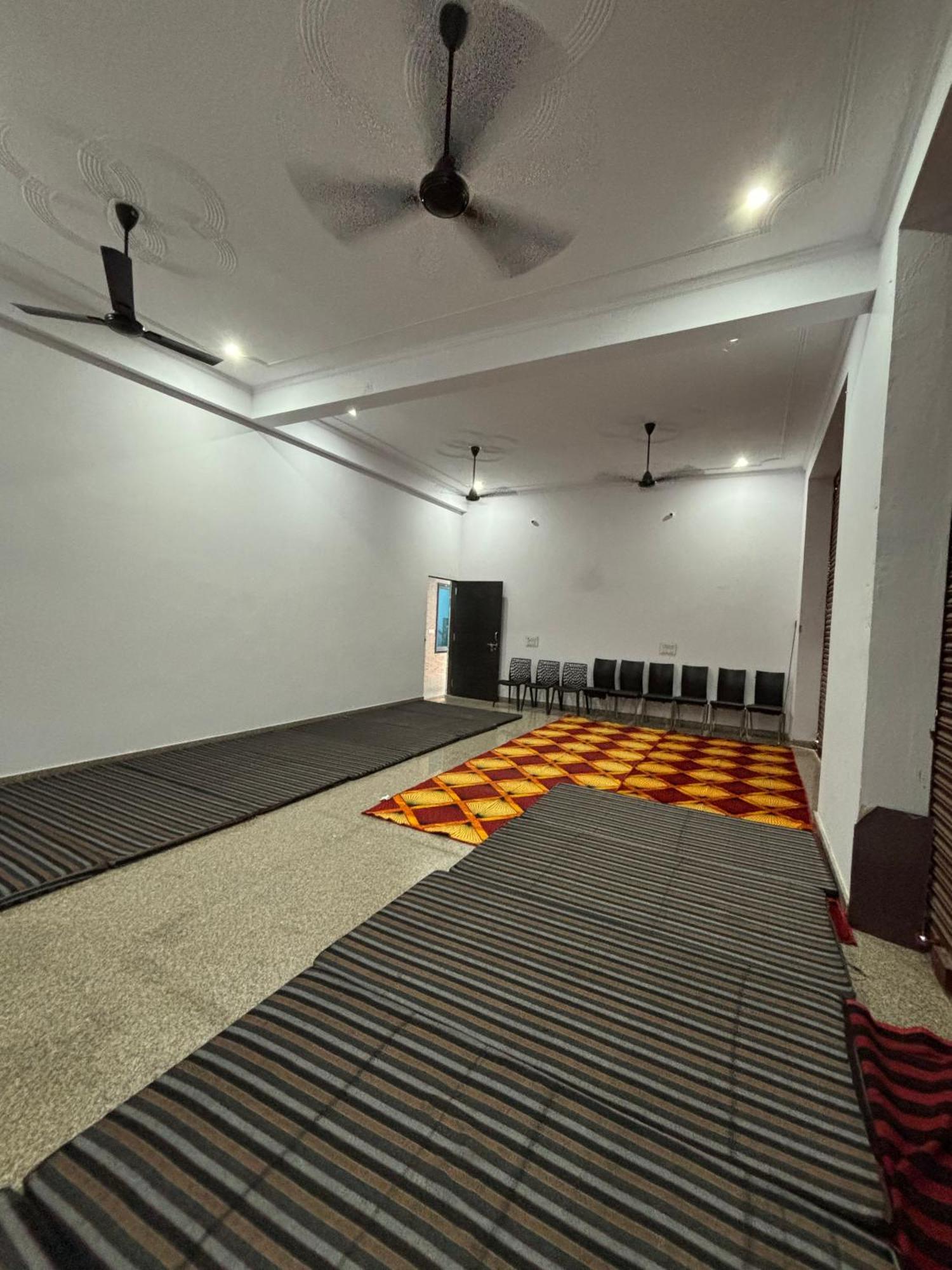Hotel Raghunath Palace Khātu 외부 사진