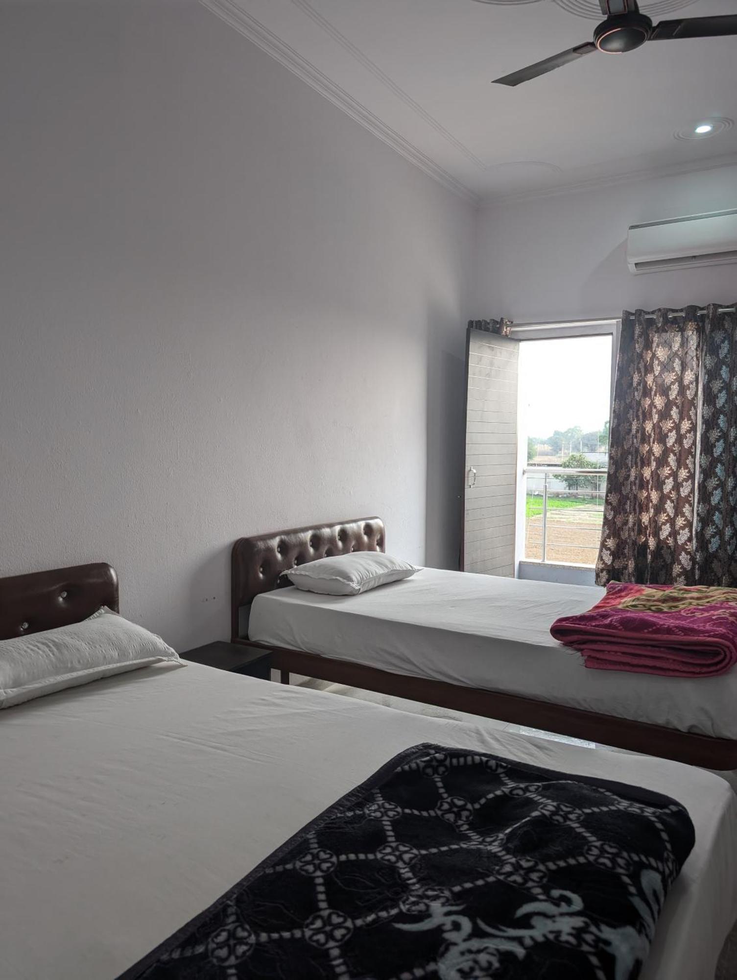 Hotel Raghunath Palace Khātu 외부 사진