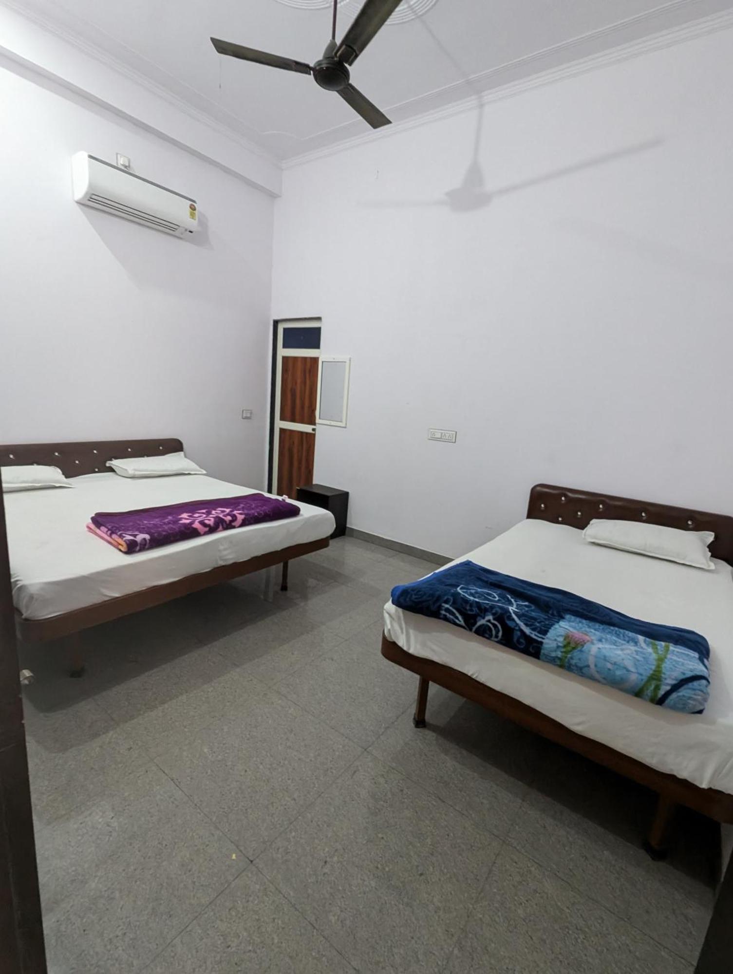 Hotel Raghunath Palace Khātu 외부 사진